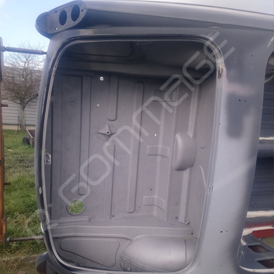 Décapage carrosserie automobile Rennes