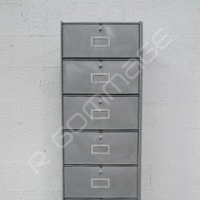 Décapage meuble à clapets métallique Rennes